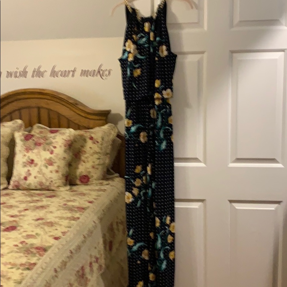 This is a jumpsuit I did wear once or twice .